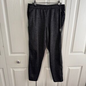 Umbro black gray jogger sweatpants size XL